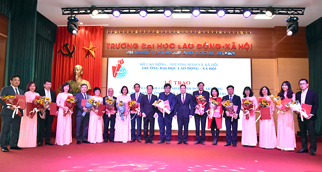 thanh-vien-hoi-dong-OK-1_1.jpg
